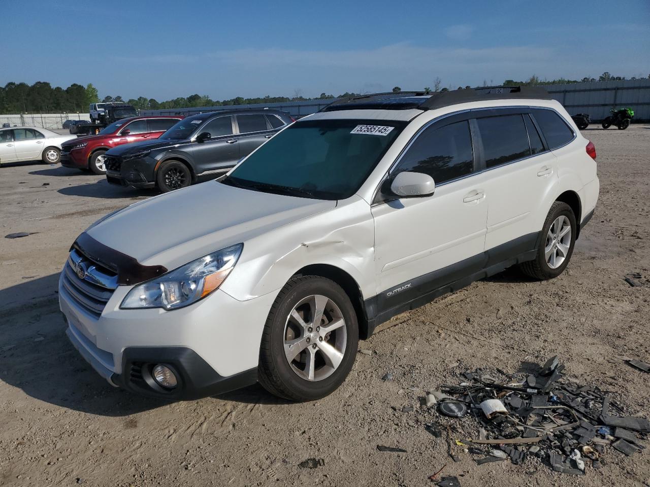 SUBARU OUTBACK 2. 2013