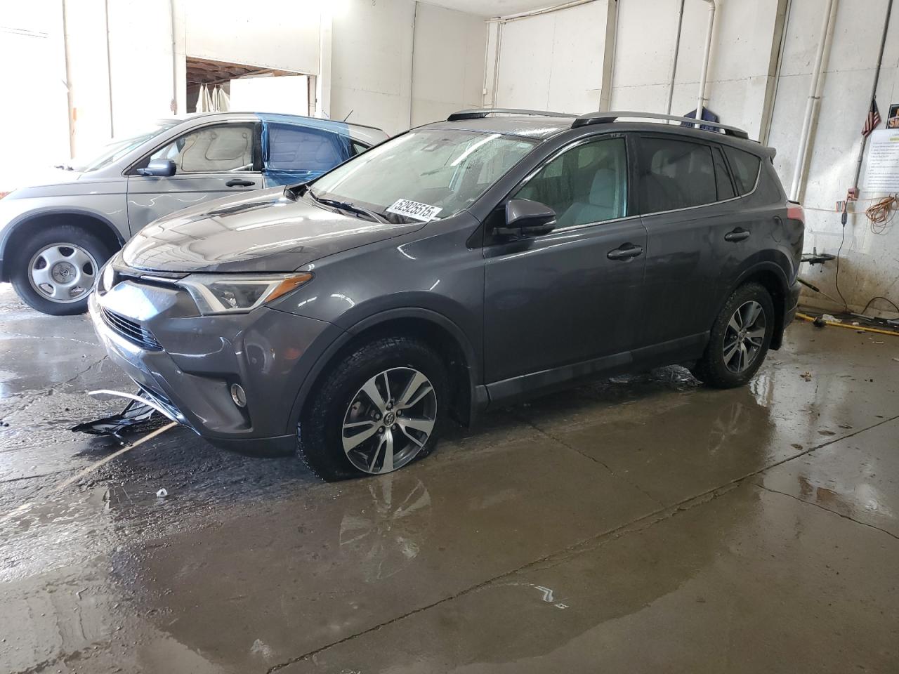 TOYOTA RAV4 XLE 2017