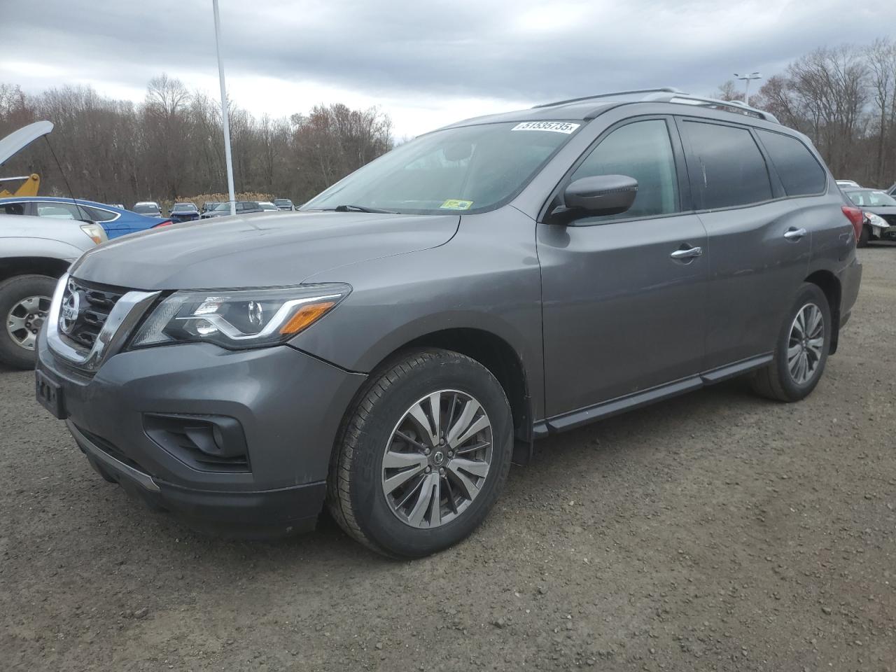 NISSAN PATHFINDER 2017