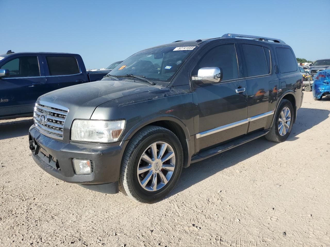 INFINITI QX56 2010