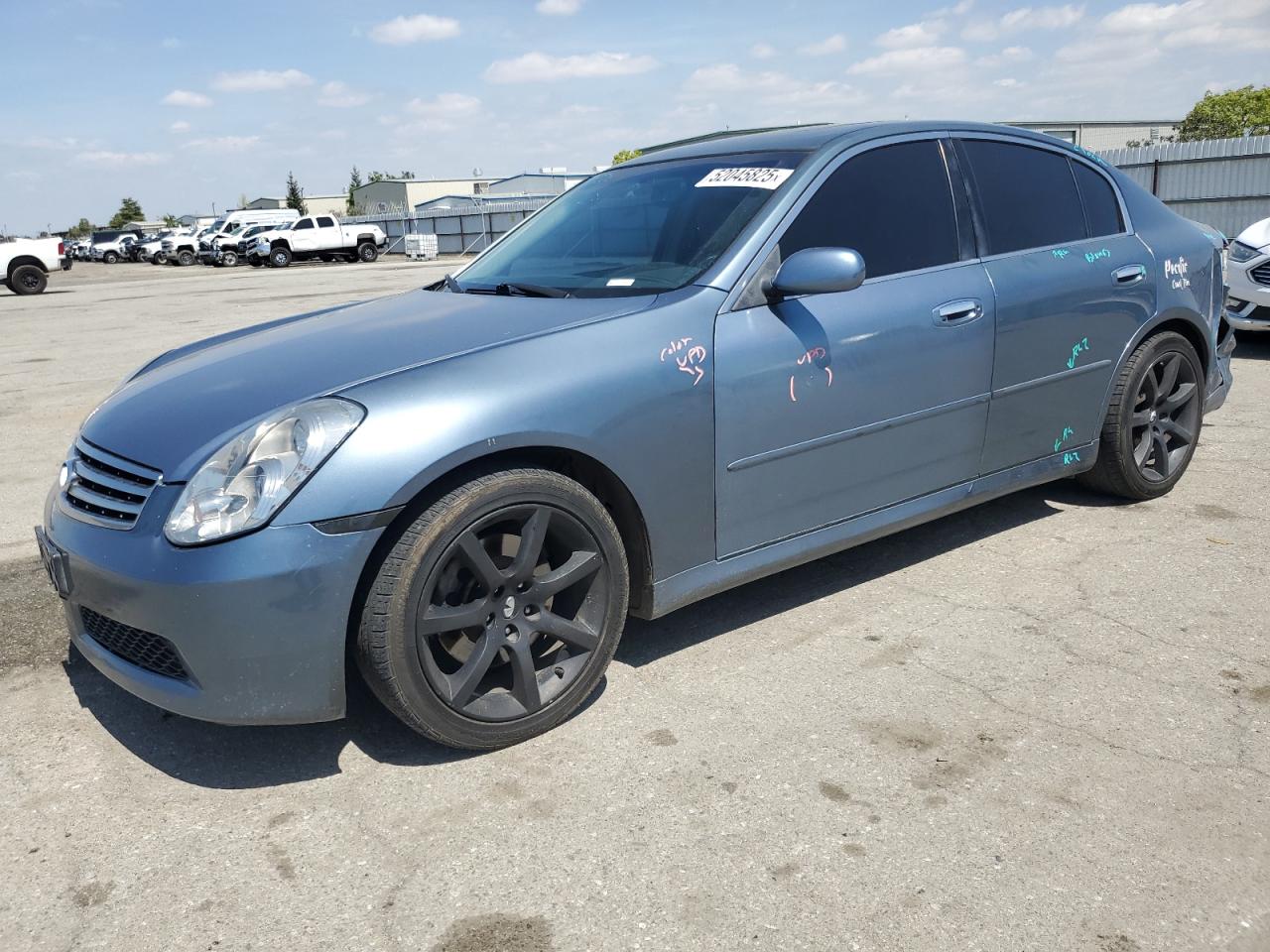 INFINITI G35 2005