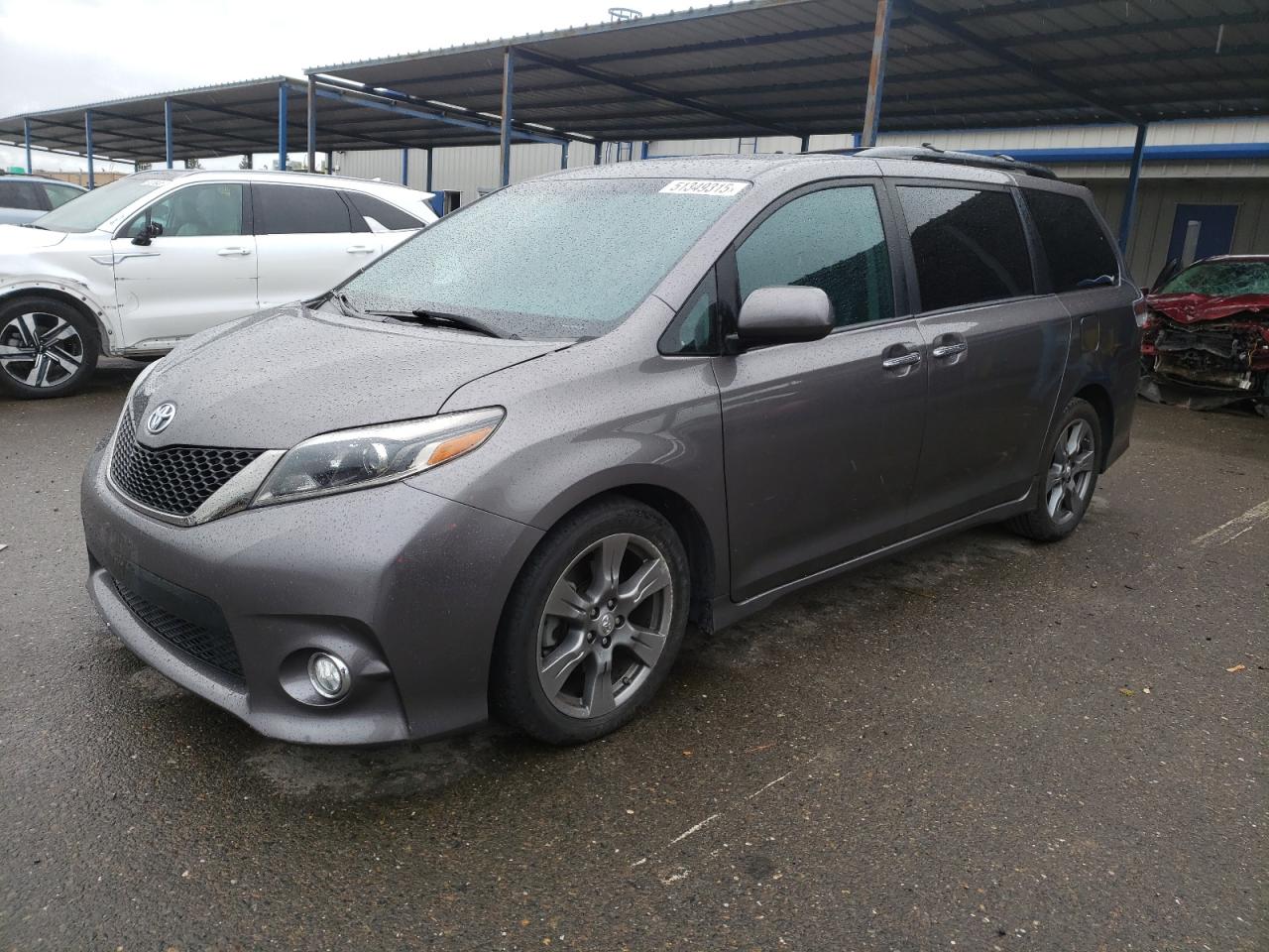 TOYOTA SIENNA SE 2017