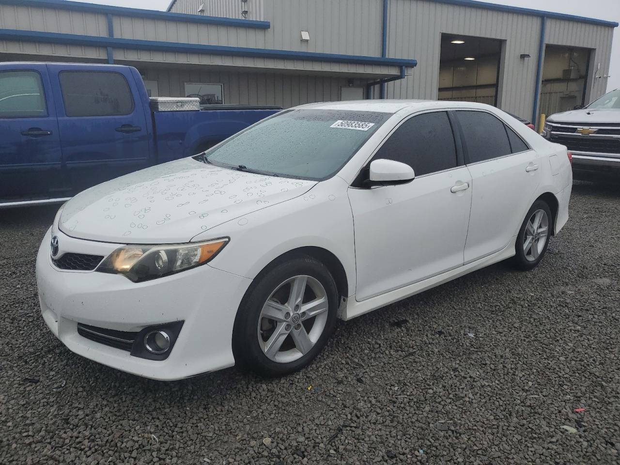 TOYOTA CAMRY L 2013