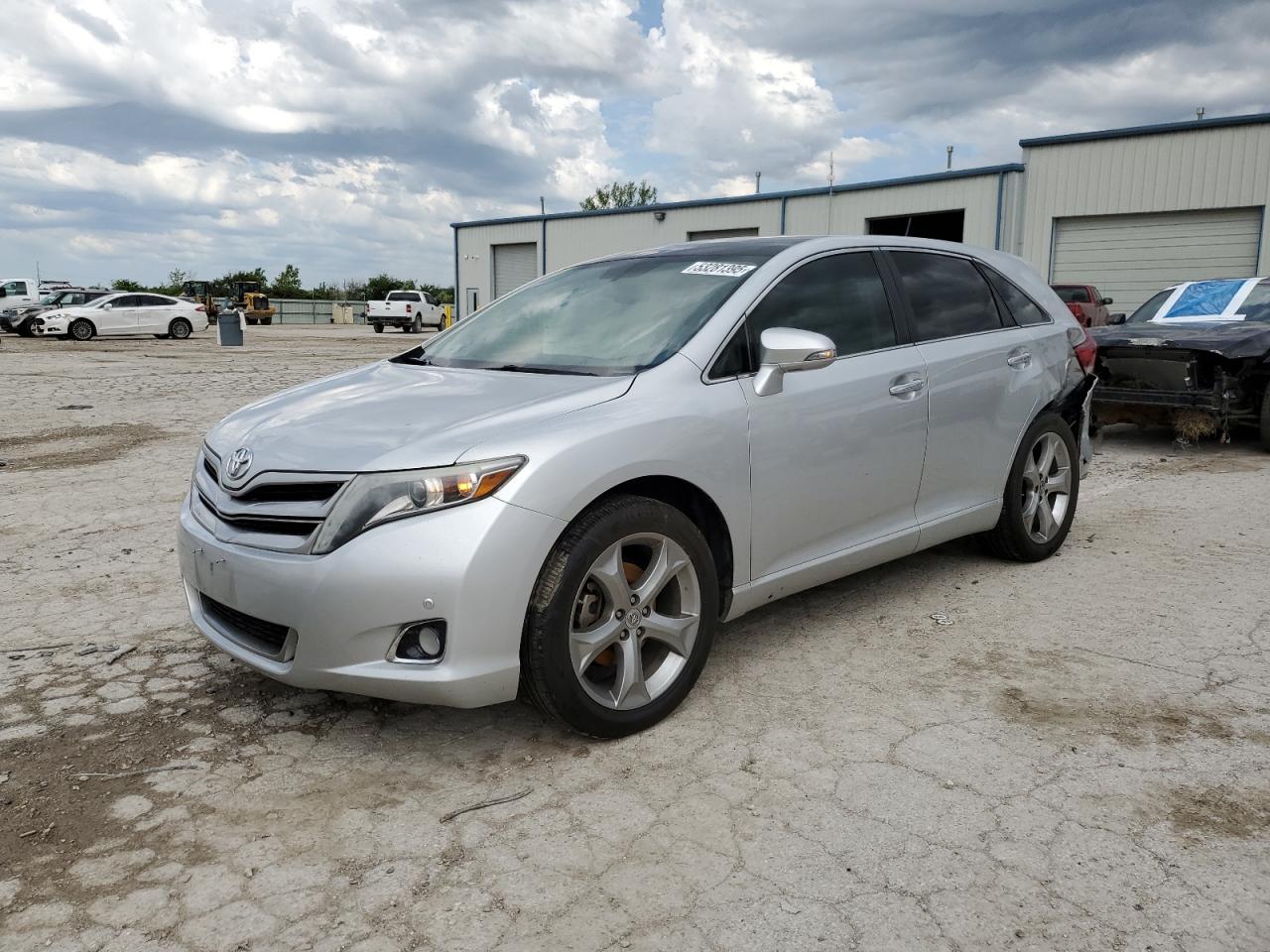 TOYOTA VENZA LE 2014