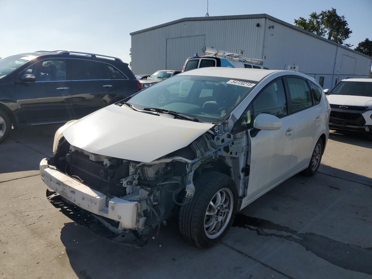 TOYOTA PRIUS V 2013