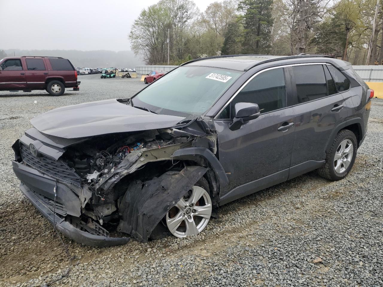 TOYOTA RAV4 XLE 2021