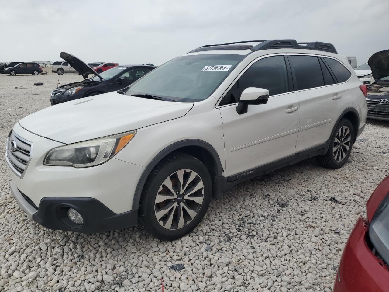 SUBARU OUTBACK 2. 2016