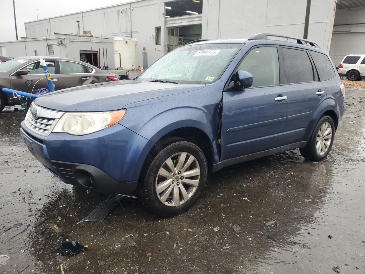 SUBARU FORESTER 2 2011