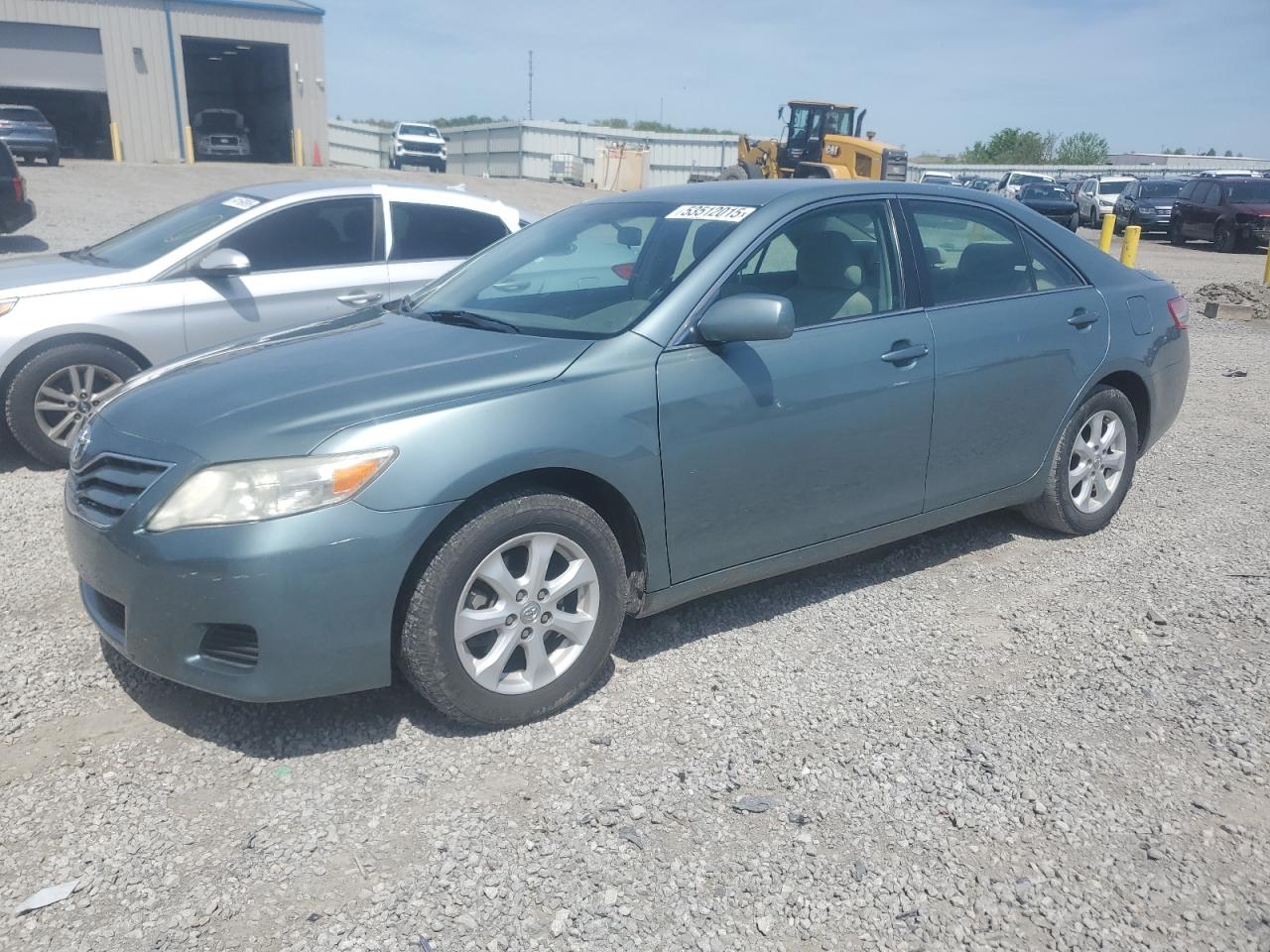 TOYOTA CAMRY BASE 2011