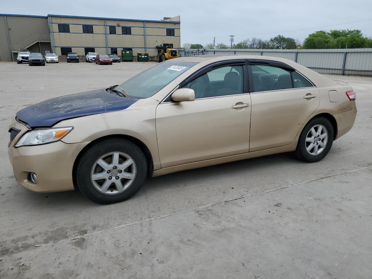 TOYOTA CAMRY BASE 2010