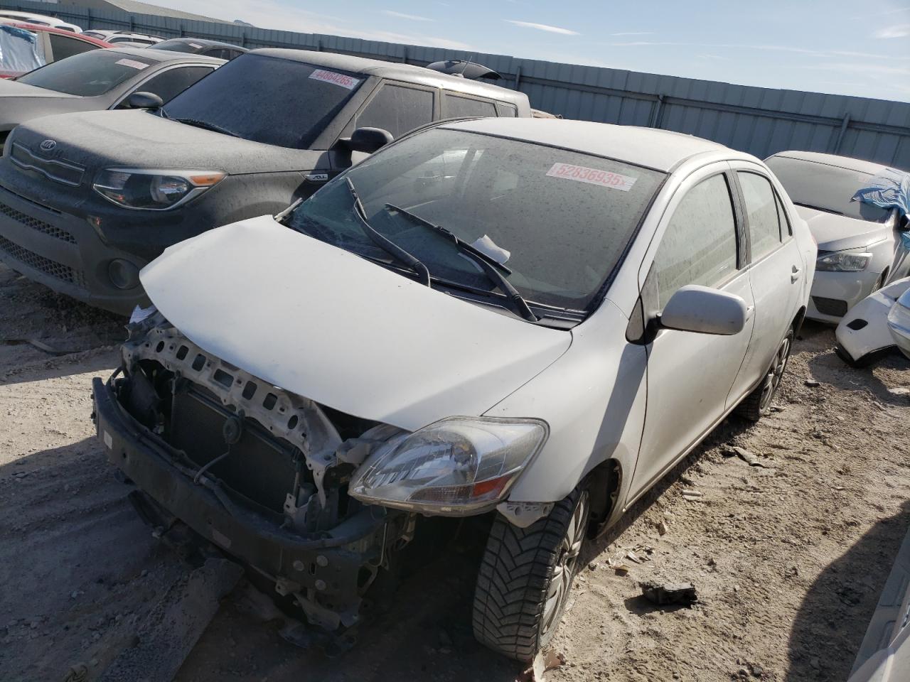 TOYOTA YARIS 2012