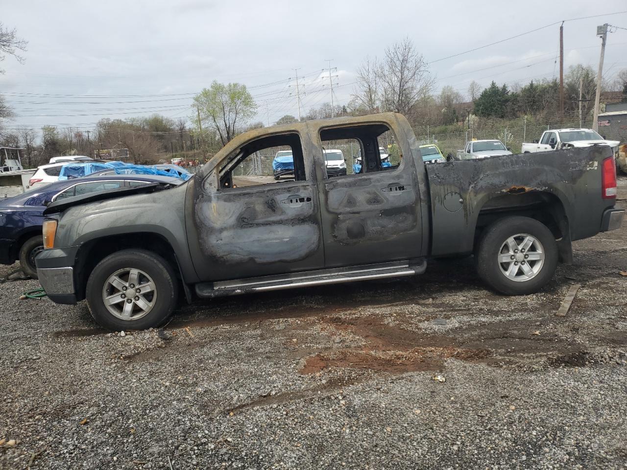 GMC SIERRA K15 2011
