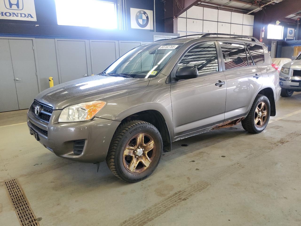 TOYOTA RAV4 2010