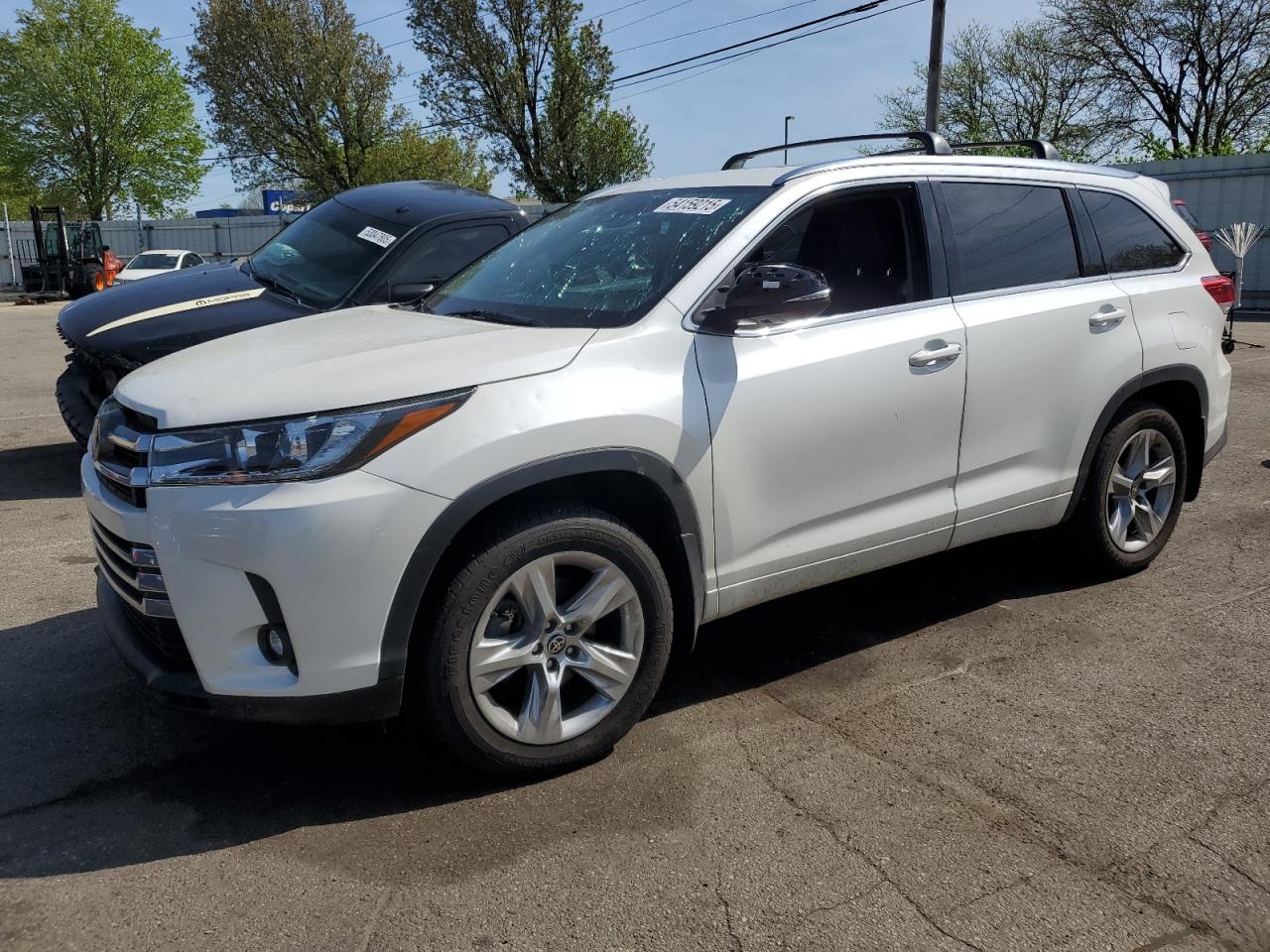 TOYOTA HIGHLANDER 2019
