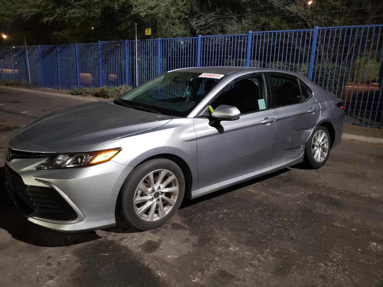 TOYOTA CAMRY LE 2022