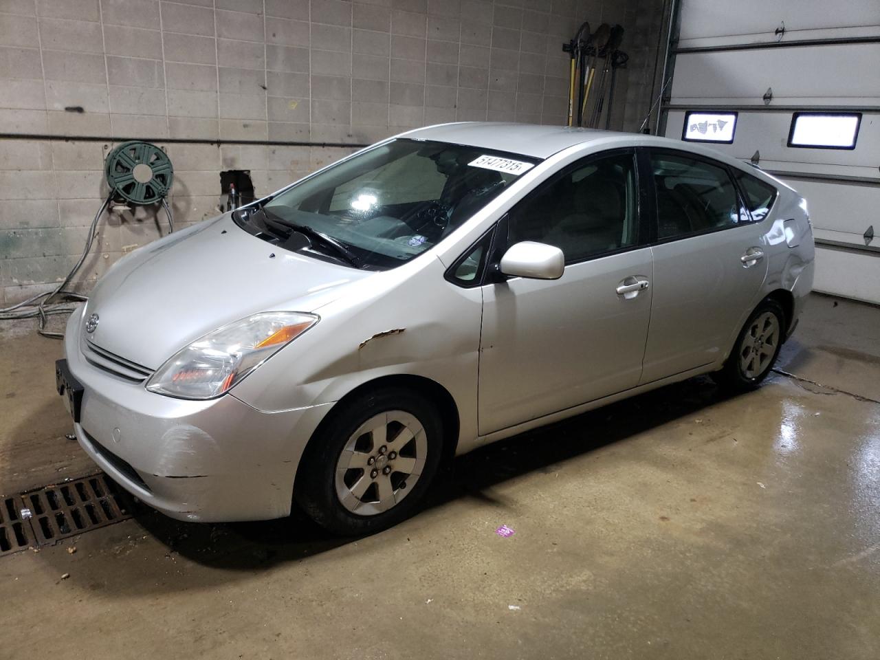 TOYOTA PRIUS 2005
