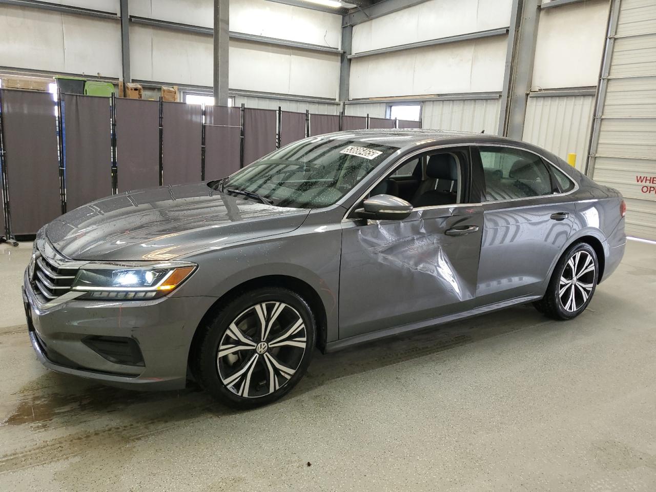 VOLKSWAGEN PASSAT SE 2022