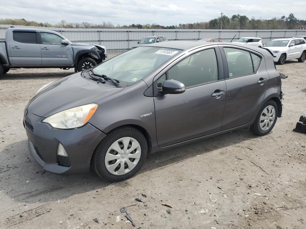 TOYOTA PRIUS C 2013
