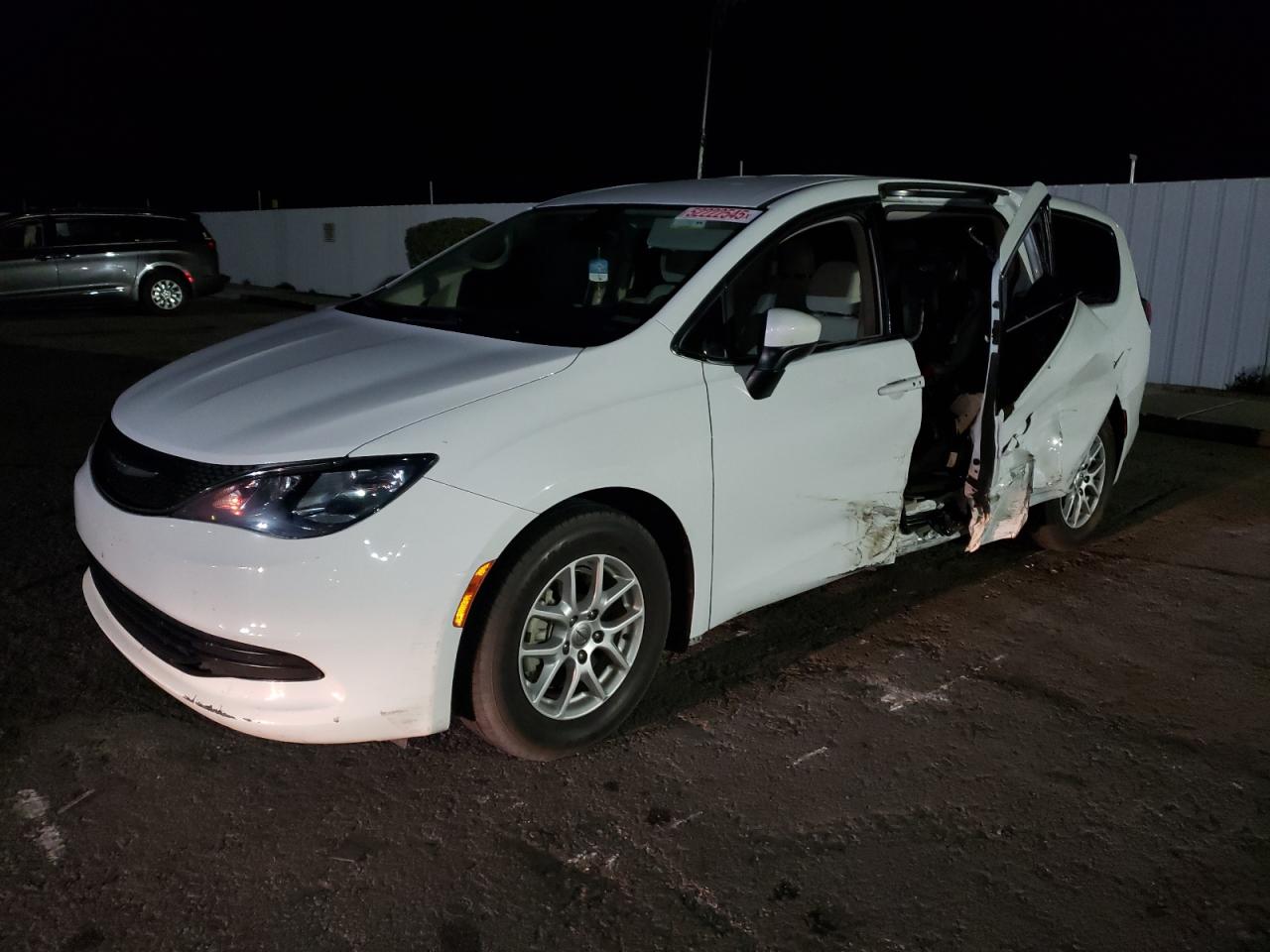 CHRYSLER PACIFICA T 2017