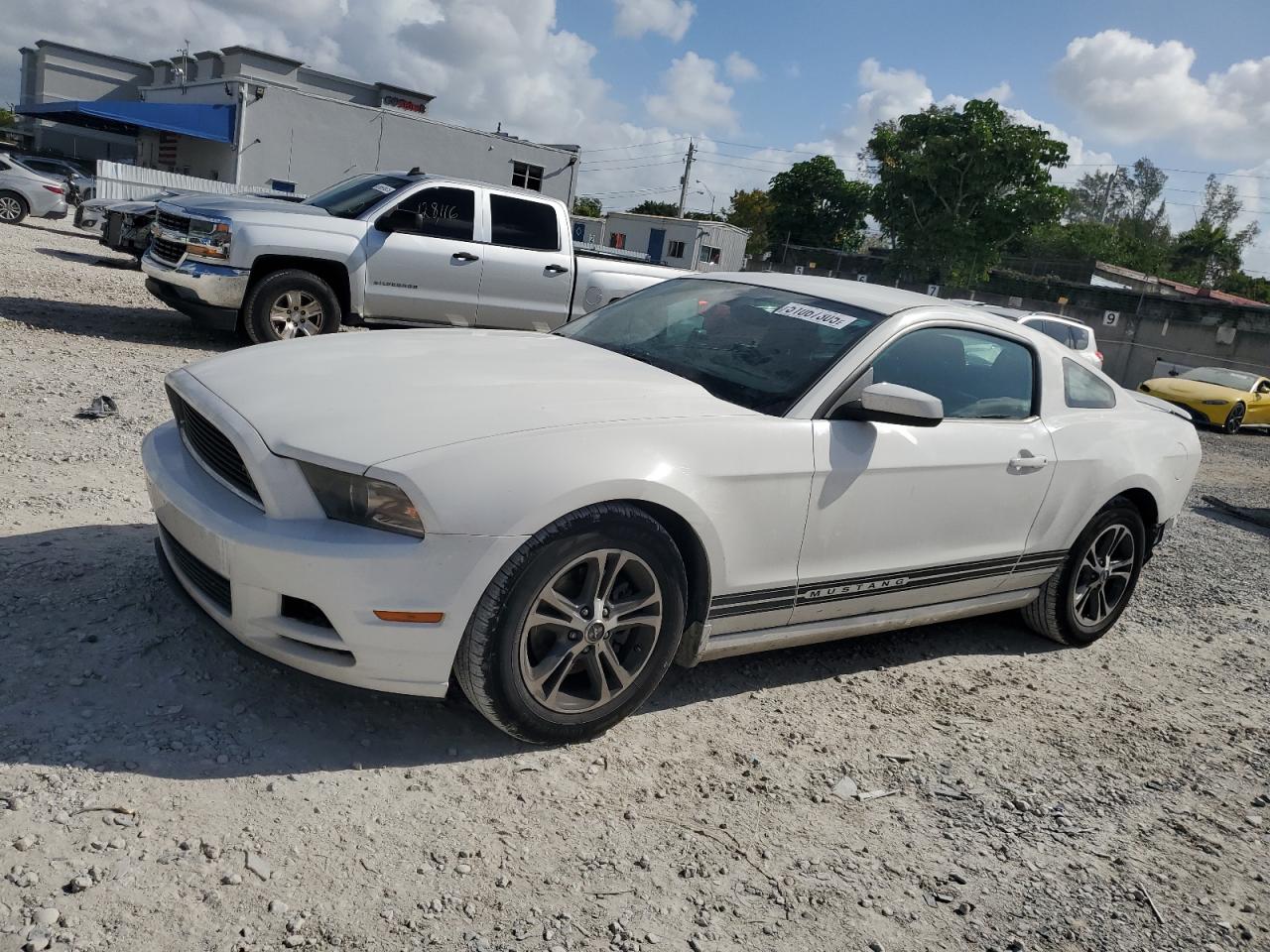FORD MUSTANG 2013