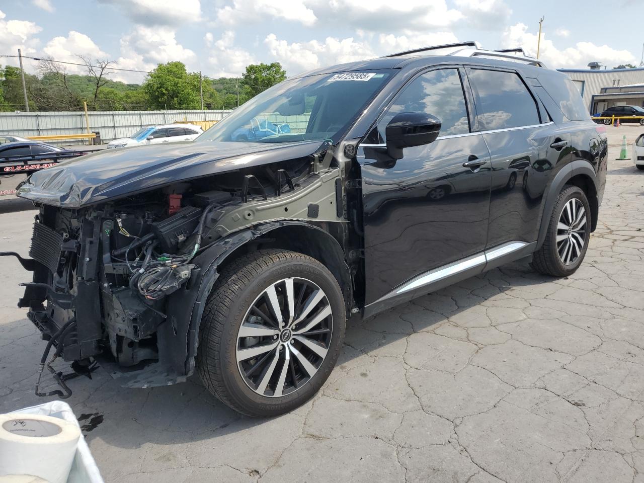 NISSAN PATHFINDER 2024