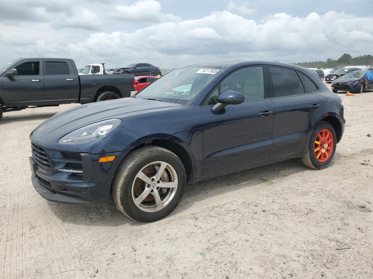 PORSCHE MACAN 2021