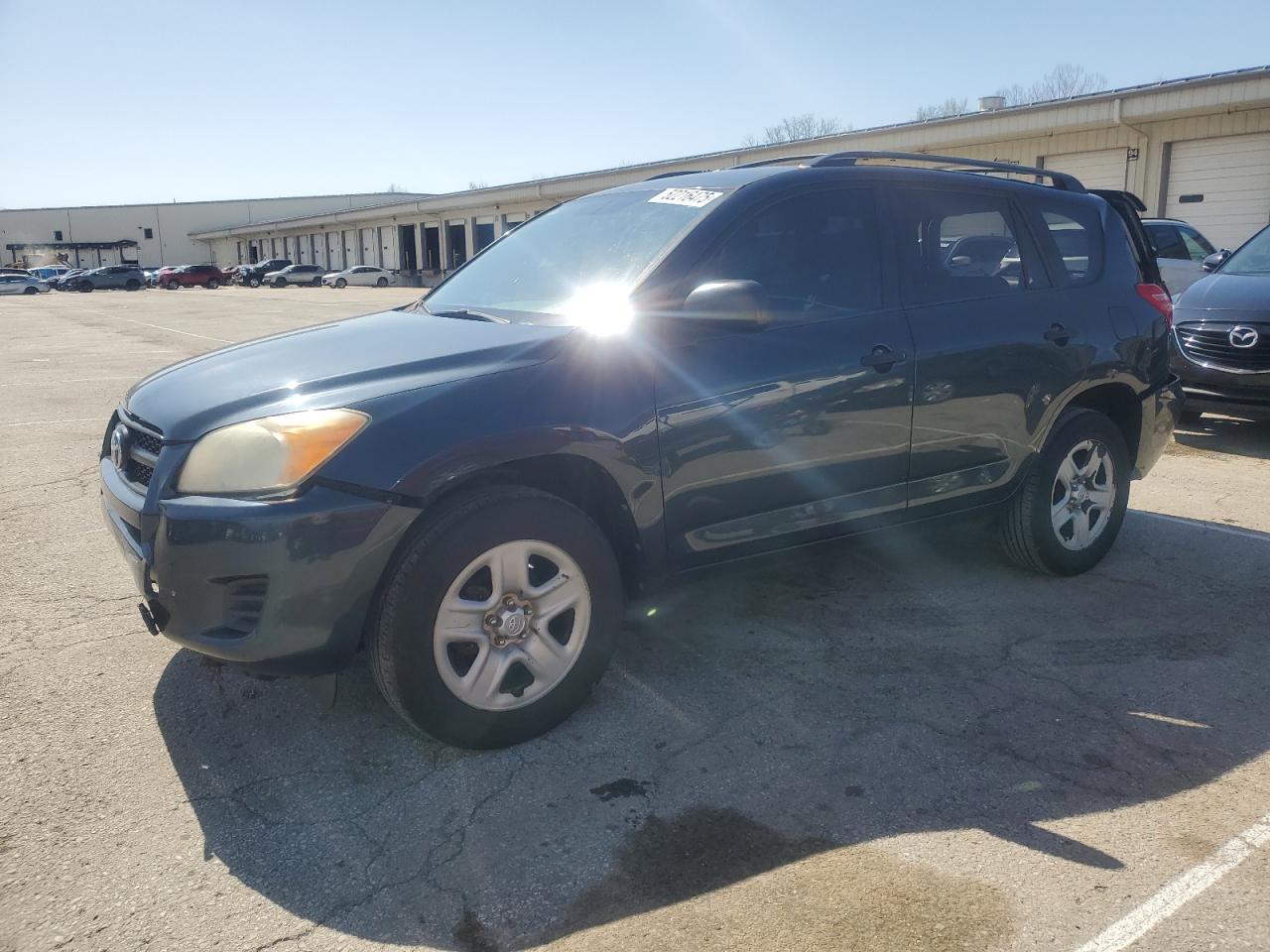 TOYOTA RAV4 2011