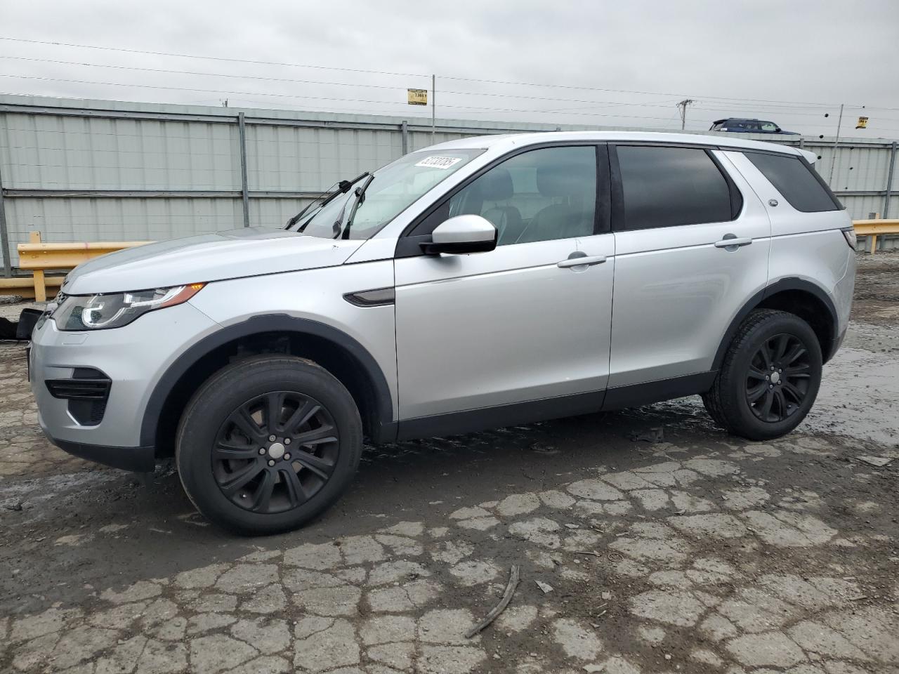 LAND ROVER DISCOVERY 2016