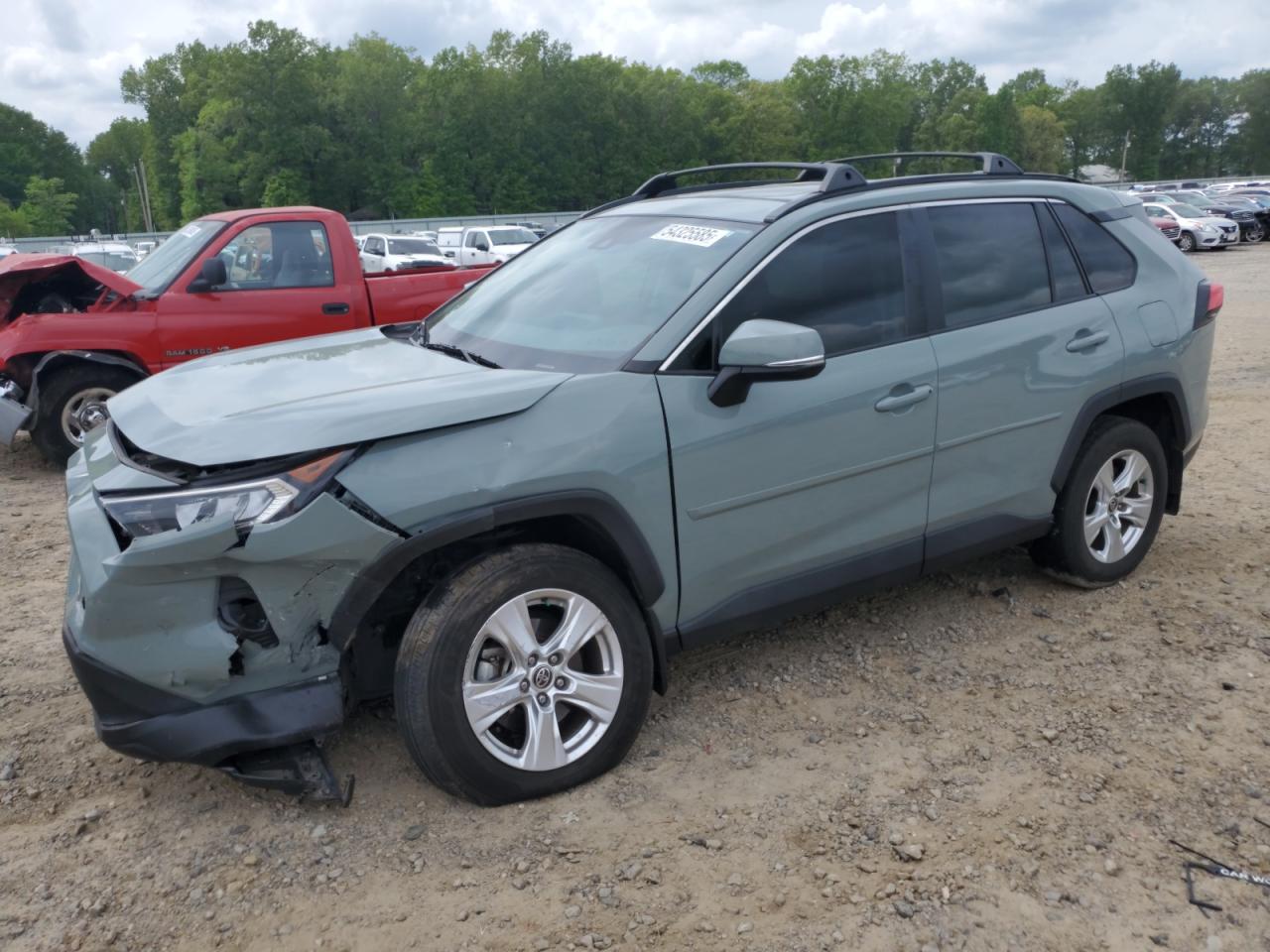 TOYOTA RAV4 XLE 2021