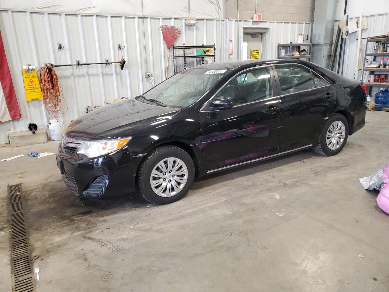 TOYOTA CAMRY BASE 2012