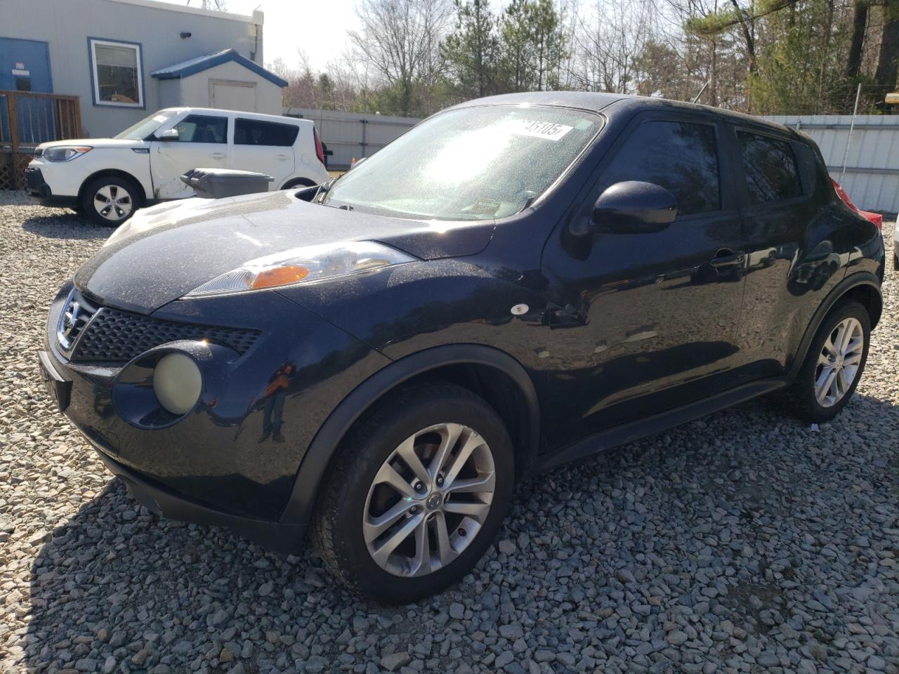 NISSAN JUKE S 2011