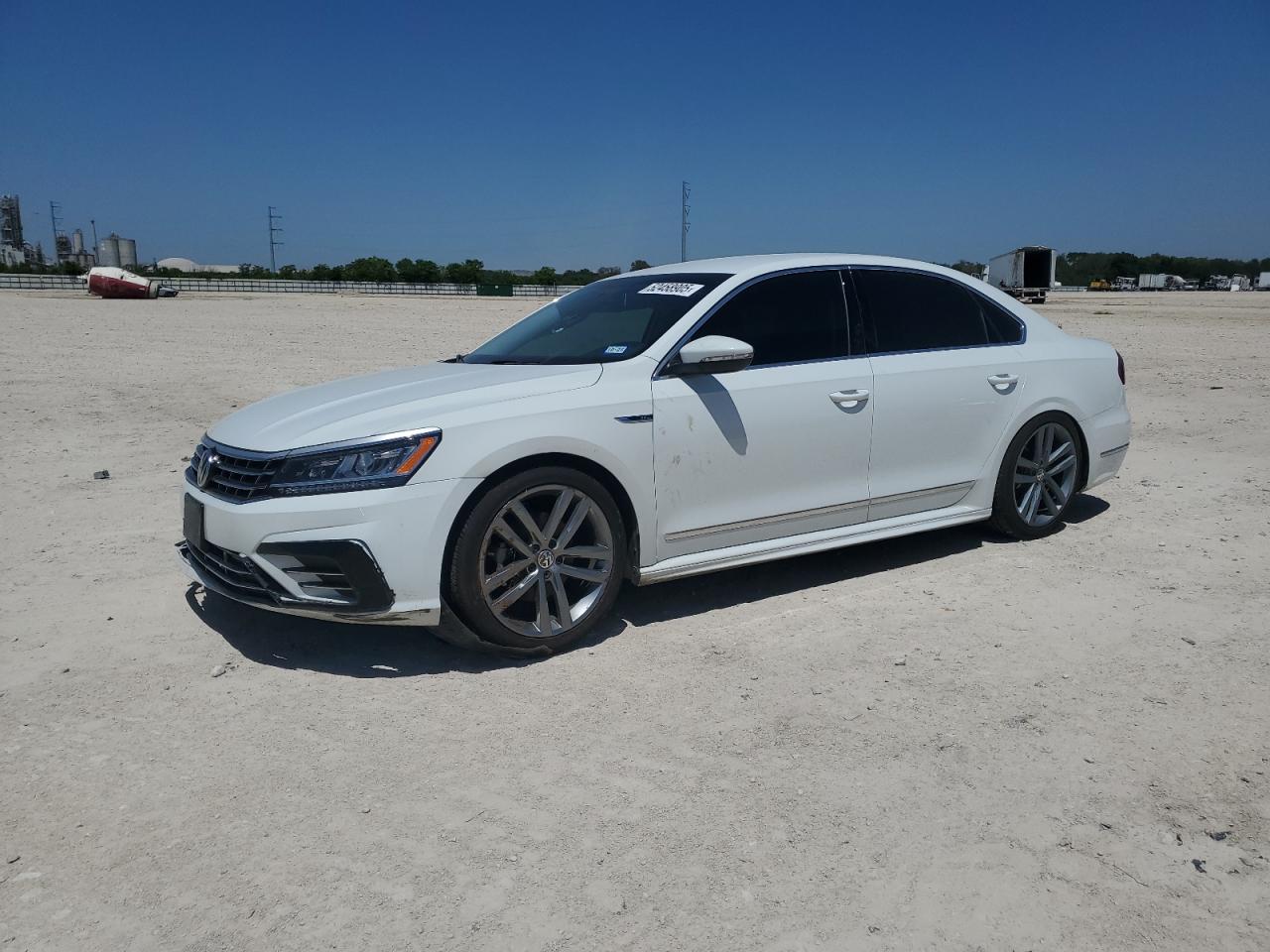 VOLKSWAGEN PASSAT R-L 2017