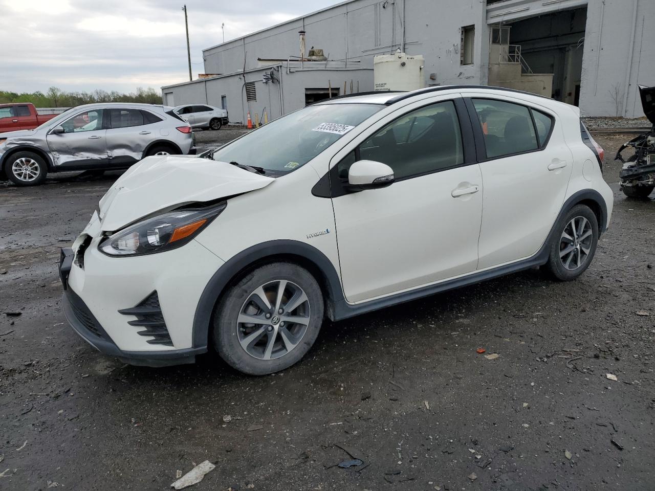 TOYOTA PRIUS C 2018