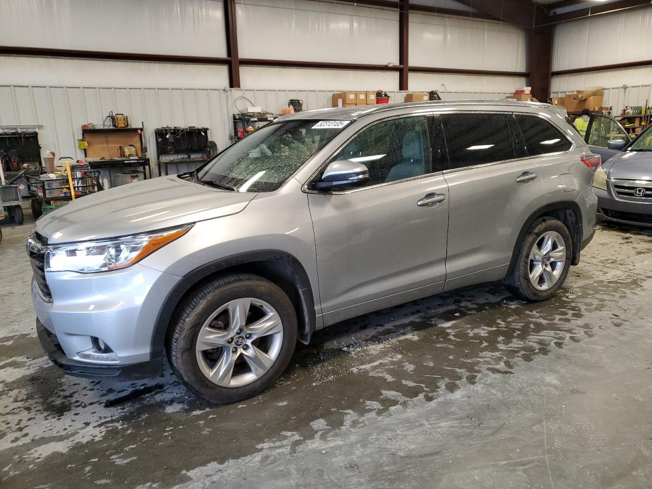 TOYOTA HIGHLANDER 2016