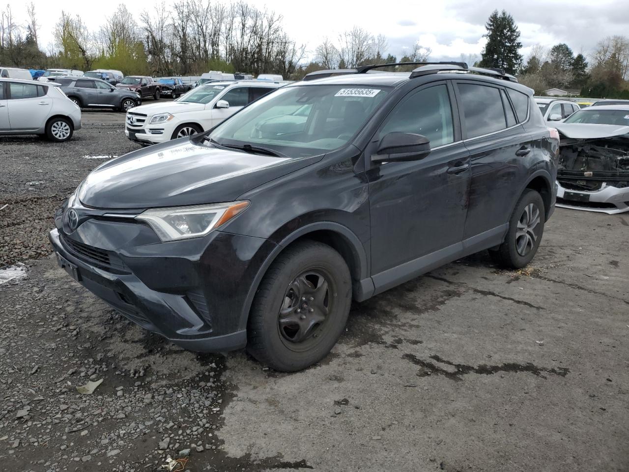 TOYOTA RAV4 LE 2017