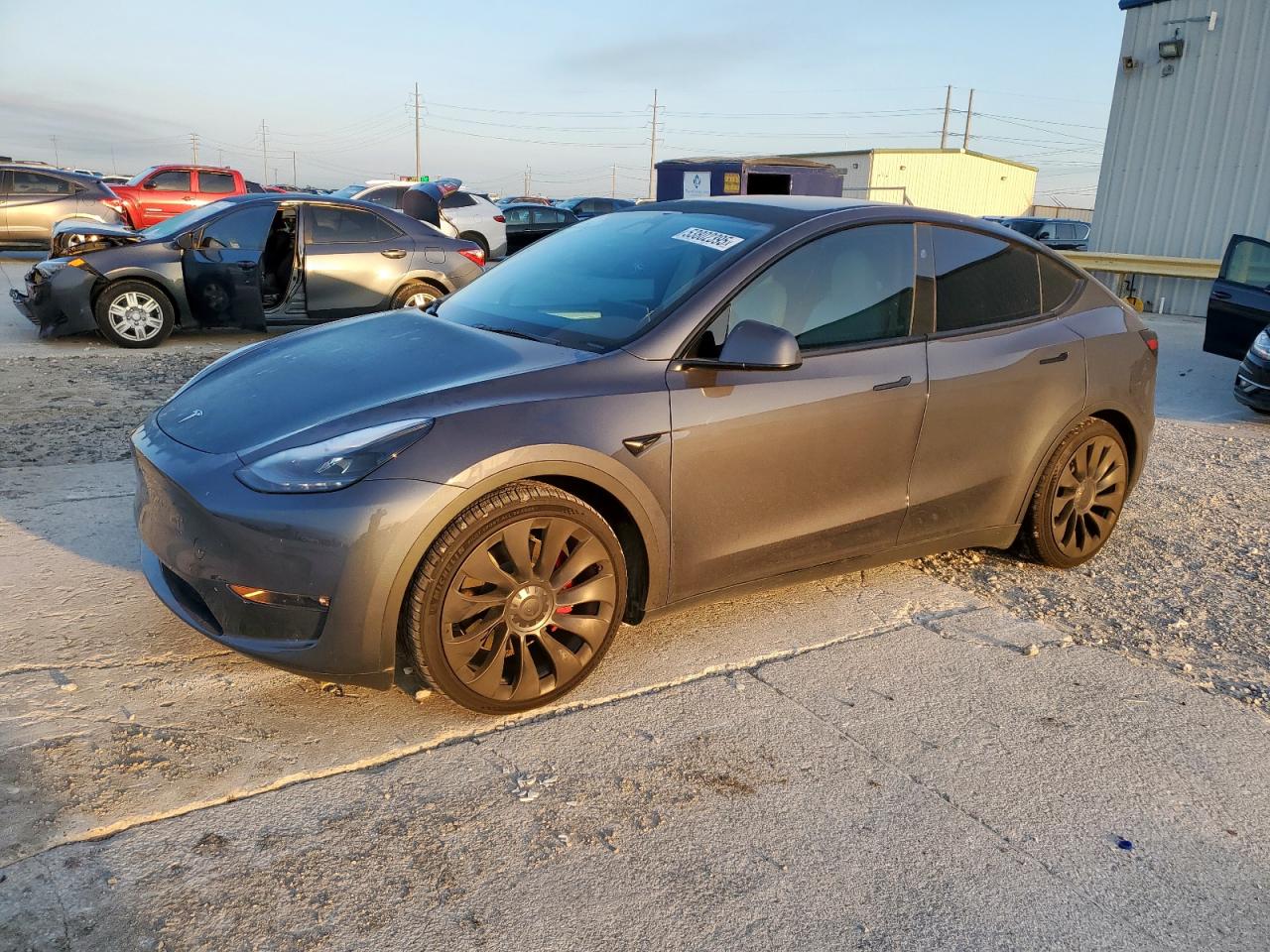 TESLA MODEL Y 2023