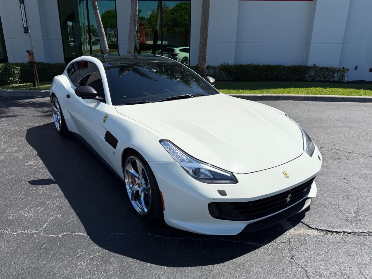 FERRARI GTC 4 LUSS 2020