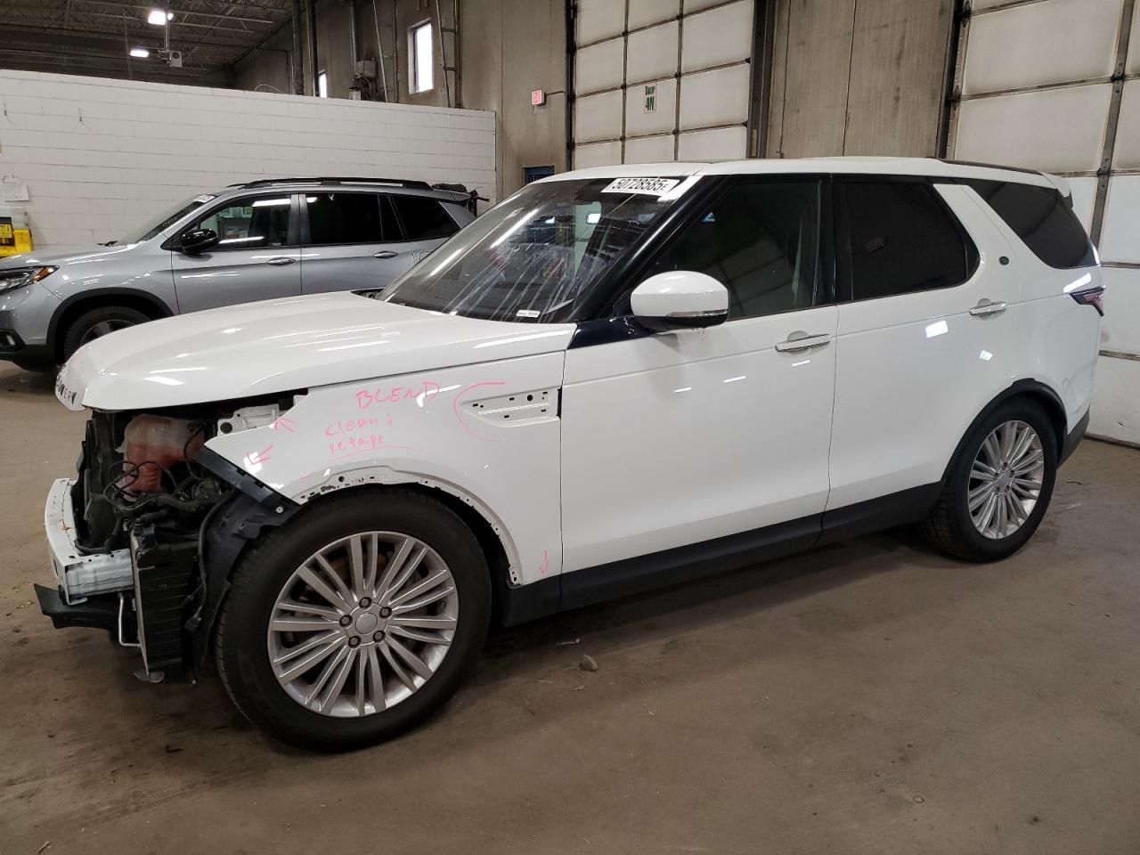 LAND ROVER DISCOVERY 2018