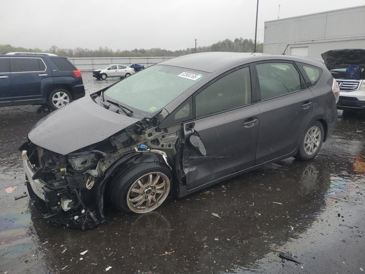 TOYOTA PRIUS V 2015