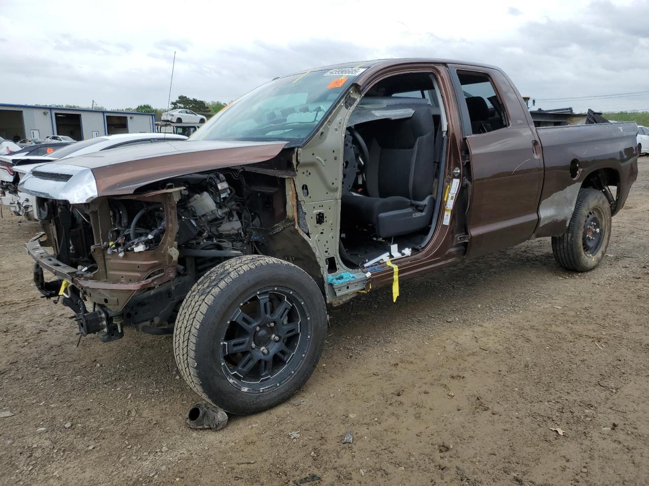 TOYOTA TUNDRA DOU 2017