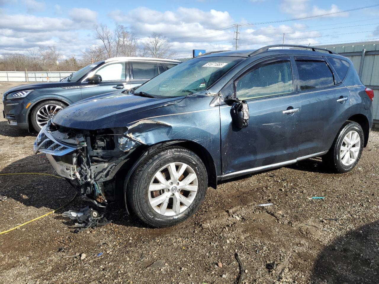 NISSAN MURANO S 2013