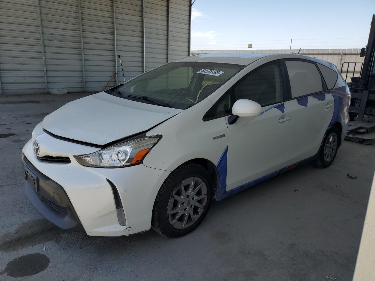 TOYOTA PRIUS V 2017
