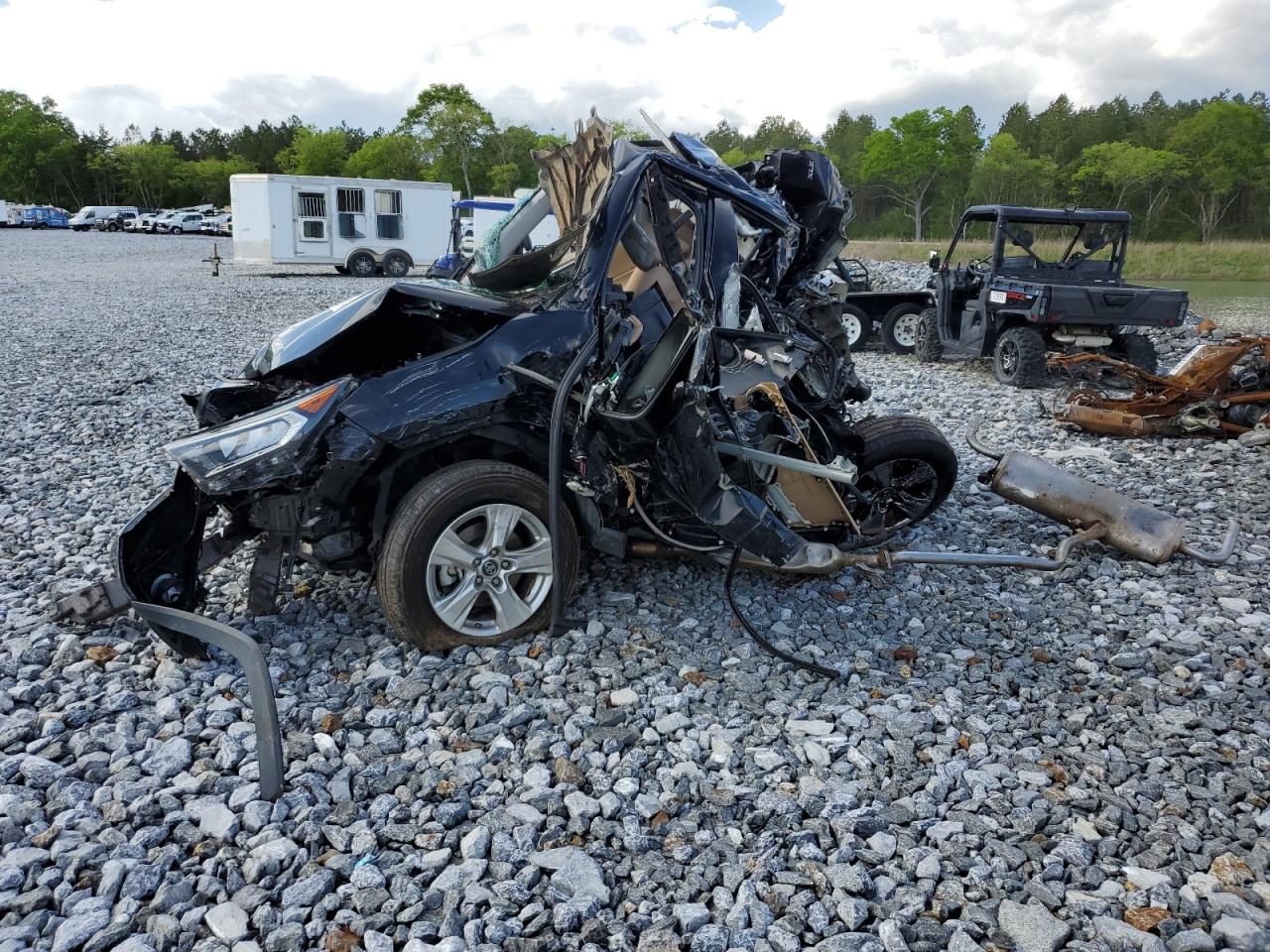 TOYOTA RAV4 XLE 2019