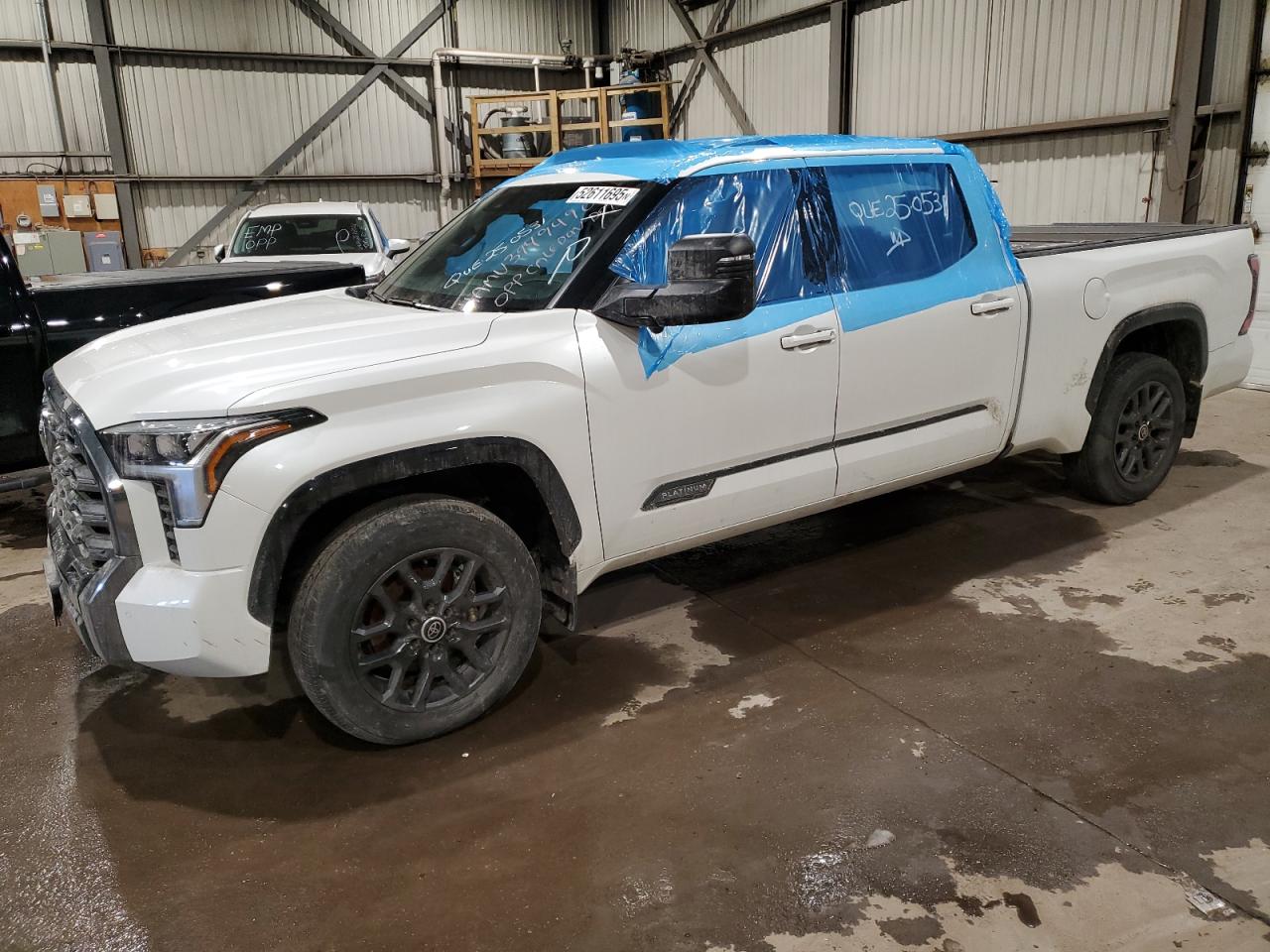 TOYOTA TUNDRA CRE 2022