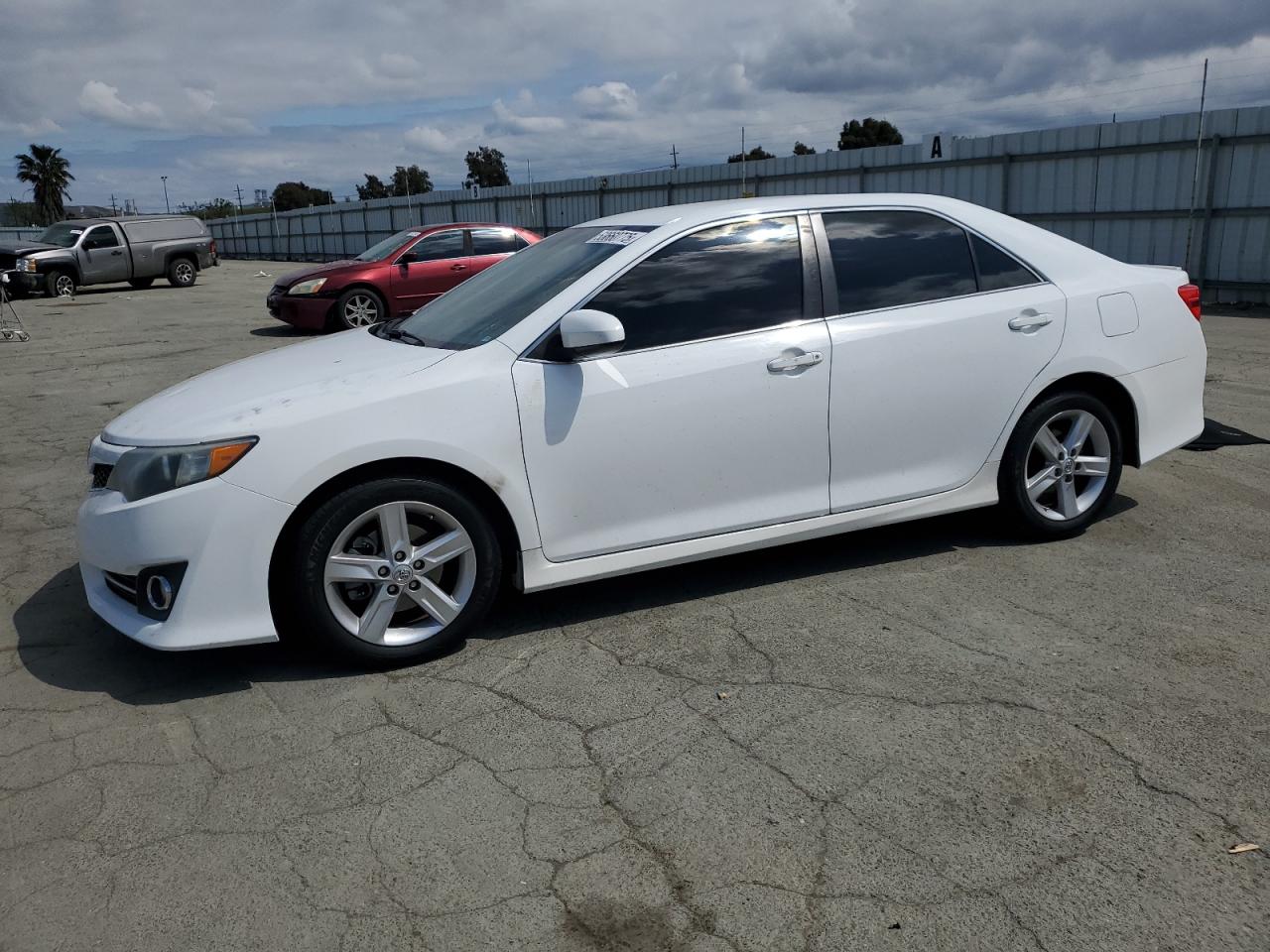 TOYOTA CAMRY L 2014