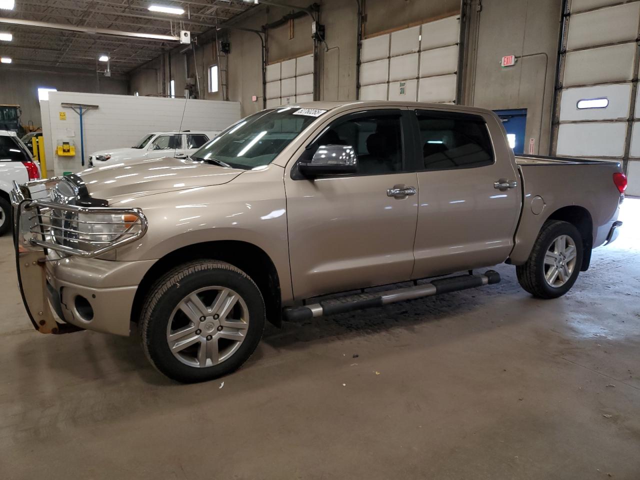 TOYOTA TUNDRA CRE 2008