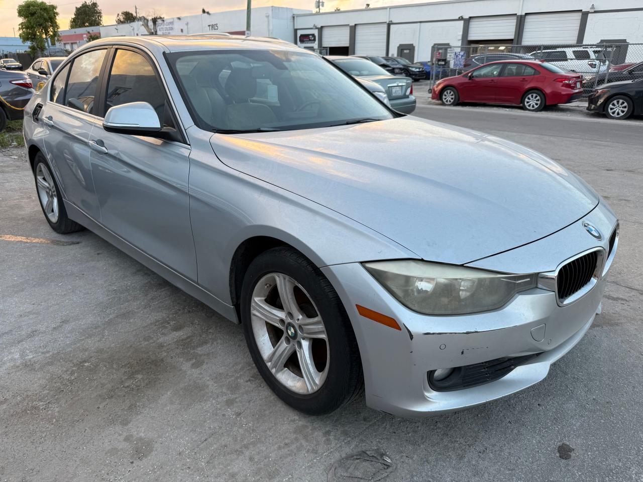 BMW 328 I 2015