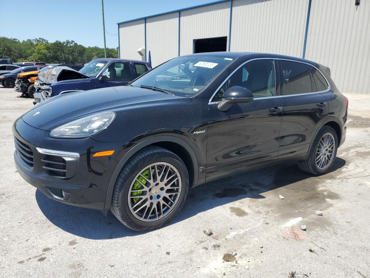 PORSCHE CAYENNE SE 2015