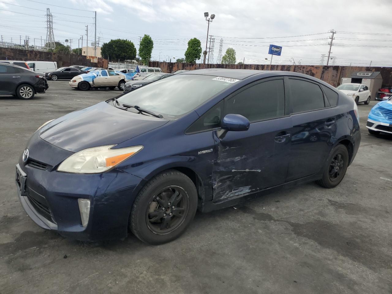 TOYOTA PRIUS 2014
