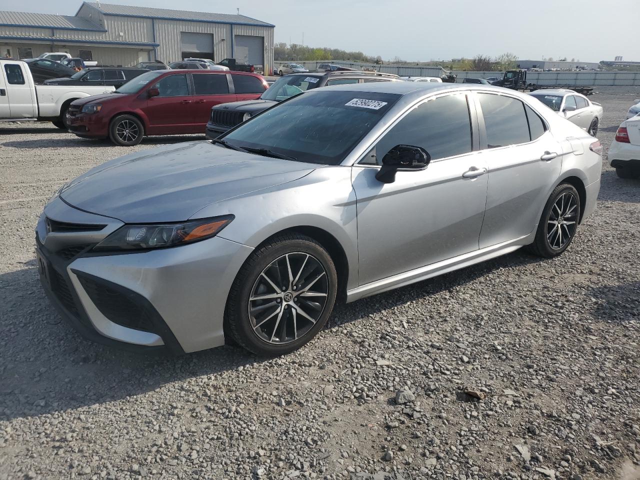 TOYOTA CAMRY SE 2022